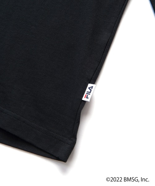 FILA（フィラ）の「FILA x BE:FIRST PRINT L/S TEE / フィラ × ビーファースト プリント ロングスリーブ ティー（Tシャツ/カットソー・レディース・ブラック/レッド/ホワイト・M/L）」の9枚目の写真