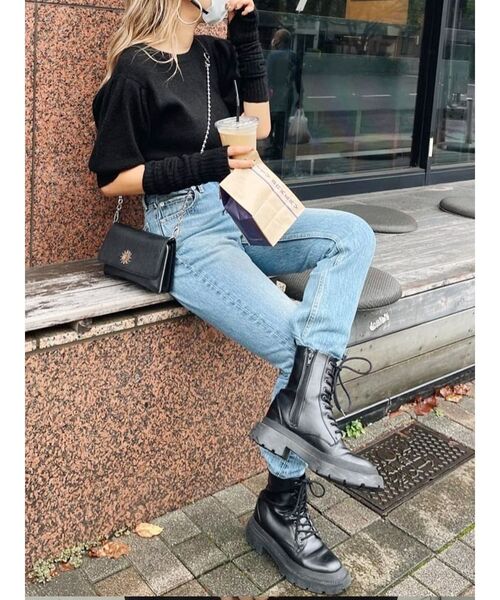 EVRIS（エヴリス）の「シンプルストレートデニムパンツ（デニムパンツ・レディース・ライトブルー/インディゴブルー・SMALL/MEDIUM）」の5枚目の写真