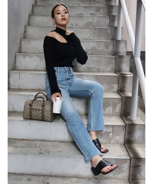 EVRIS（エヴリス）の「シンプルストレートデニムパンツ（デニムパンツ・レディース・ライトブルー/インディゴブルー・SMALL/MEDIUM）」の10枚目の写真