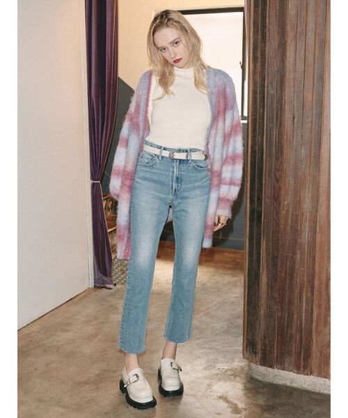 EVRIS（エヴリス）の「シンプルストレートデニムパンツ（デニムパンツ・レディース・ライトブルー/インディゴブルー・SMALL/MEDIUM）」の17枚目の写真