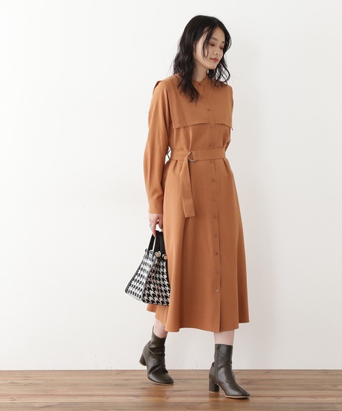 N.(N. Natural Beauty Basic)(エヌエヌナチュラルビューティーベーシック)の「◆スクエアケープ長袖ワンピース(ワンピース・レディース・モカ/オレンジ/ブルー・MEDIUM)」の9枚目の写真