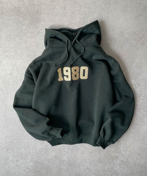 Chillfar（チルファー）の「1980ワッペンパーカー（パーカー・レディース・ブラック/ダークグリーン/オートミール/杢グレー/ブラウン/ネイビー・FREE）」の5枚目の写真