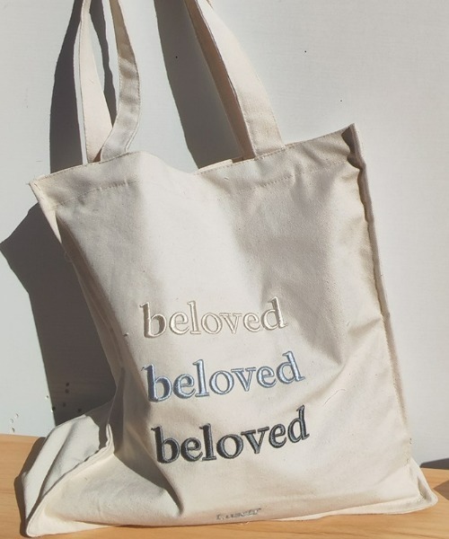 LAC-VERT(ラック・ヴェール)の「【ぷっくり刺繍】beloved刺繍トートバッグ(トートバッグ・レディース・グリーン/ピンク/ブラウン・FREE)」の9枚目の写真