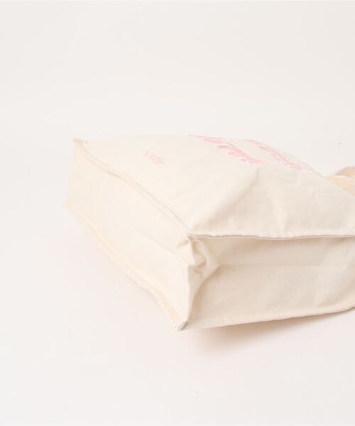 LAC-VERT(ラック・ヴェール)の「【ぷっくり刺繍】beloved刺繍トートバッグ(トートバッグ・レディース・グリーン/ピンク/ブラウン・FREE)」の22枚目の写真