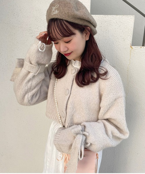 one after another NICE CLAUP(ワンアフターアナザーナイスクラップ)の「【スタッフ考案アイテム】配色ボタンリボンカーディガン(カーディガン/ボレロ・レディース・ブラック/ピンク/アイボリー・FREE)」の2枚目の写真