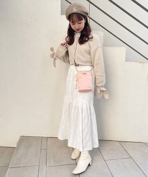 one after another NICE CLAUP(ワンアフターアナザーナイスクラップ)の「【スタッフ考案アイテム】配色ボタンリボンカーディガン(カーディガン/ボレロ・レディース・ブラック/ピンク/アイボリー・FREE)」の19枚目の写真