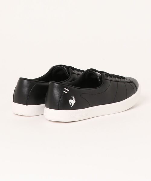 le coq sportif(ルコックスポルティフ)の「ミディアムコートスタイルスニーカー(LCS フルシュ)(スニーカー・レディース・ホワイト/ブラック/ライトベージュ・22.5cm/24cm/23cm/24.5cm/23.5cm/25cm)」の4枚目の写真
