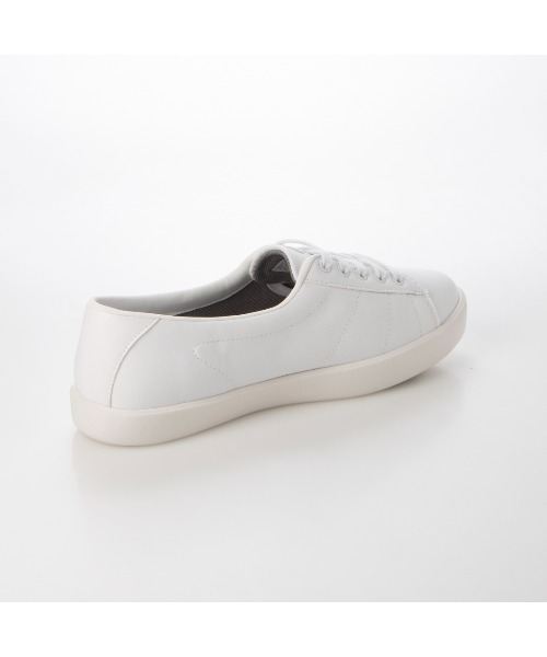 le coq sportif(ルコックスポルティフ)の「ミディアムコートスタイルスニーカー(LCS フルシュ)(スニーカー・レディース・ホワイト/ブラック/ライトベージュ・22.5cm/24cm/23cm/24.5cm/23.5cm/25cm)」の8枚目の写真