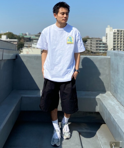 SANTA CRUZ(サンタクルーズ)の「【ムラサキスポーツ別注】SANTACRUZ/サンタクルーズ オーバーサイズ バックプリントTシャツ/クルーネックTee BEACH BUM HAND S/S TEE 502231411(Tシャツ/カットソー・メンズ・ブラック/ホワイト・XL/L/M)」の8枚目の写真