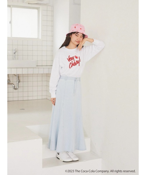 Coca Cola（コカコーラ）の「別注 Cherry Coke「R」ロンTEE（Tシャツ/カットソー・レディース・オフホワイト・FREE）」の4枚目の写真