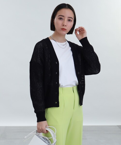 INDIVI(インディヴィ)の「◆【洗える】コットンメッシュ編みカーディガン(カーディガン/ボレロ・レディース・ライトグリーン/ブラック/オフホワイト・19/34/05/13/15 /38)」の3枚目の写真