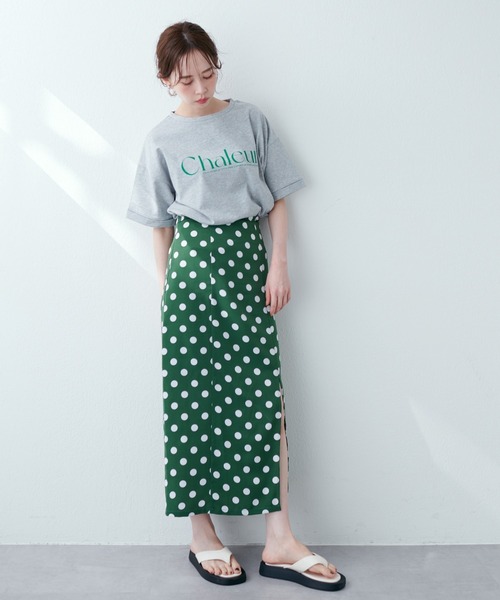 natural couture（ナチュラルクチュール）の「新色追加 / 袖口ロールアップBIGロゴT（Tシャツ/カットソー・レディース・ピンク/サックスブルー/オフホワイト/グレー・FREE）」の12枚目の写真