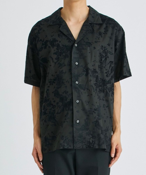 Juha(ユハ)の「【JUHA/ユハ】FLOWER FLOCKEY S/S SHIRT(シャツ/ブラウス・メンズ・ブラウン/ブラック・4/3)」の4枚目の写真