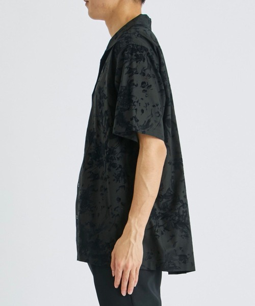 Juha(ユハ)の「【JUHA/ユハ】FLOWER FLOCKEY S/S SHIRT(シャツ/ブラウス・メンズ・ブラウン/ブラック・4/3)」の5枚目の写真