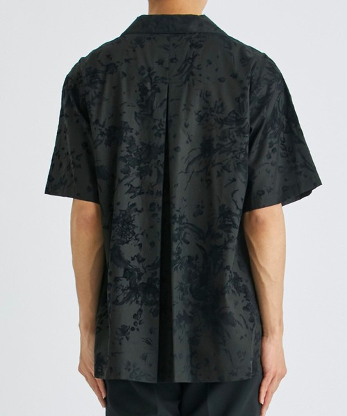 Juha(ユハ)の「【JUHA/ユハ】FLOWER FLOCKEY S/S SHIRT(シャツ/ブラウス・メンズ・ブラウン/ブラック・4/3)」の6枚目の写真