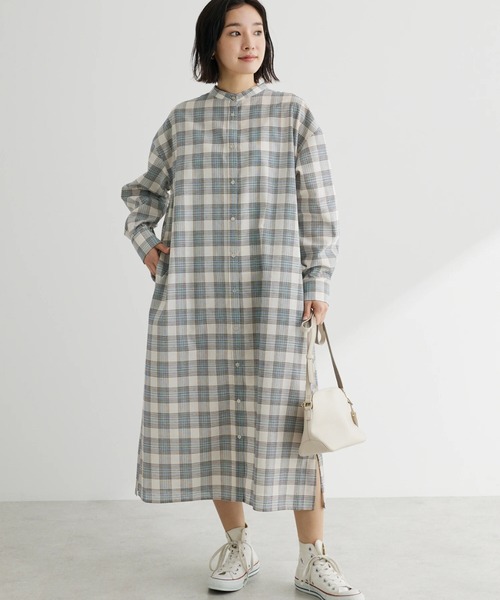 Green Parks(グリーンパークス)の「綿麻混バンドカラーシャツワンピース(シャツワンピース・レディース・チェック/パープル/グレー・FREE)」の3枚目の写真