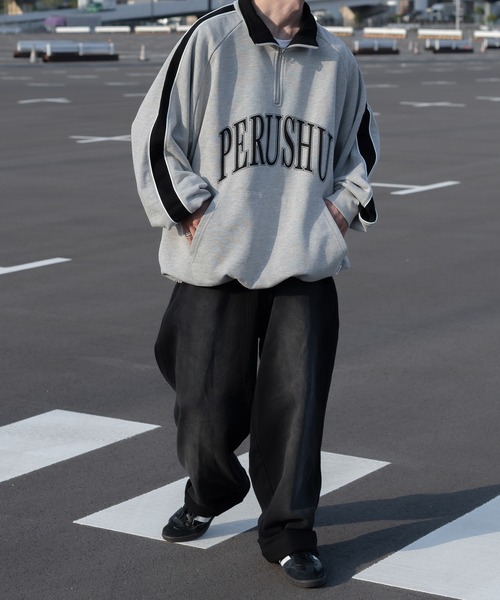 Perushu(ペルーシュ)の「サイドパイピングラインハーフジップスウェット(スウェット・メンズ・グレー/ブラック/ネイビー・MEDIUM/LARGE)」の14枚目の写真