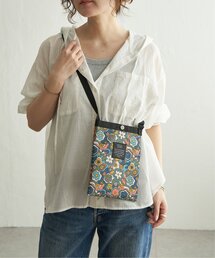 KiU（キウ）の「600Dサコッシュミニ（ショルダーバッグ）」