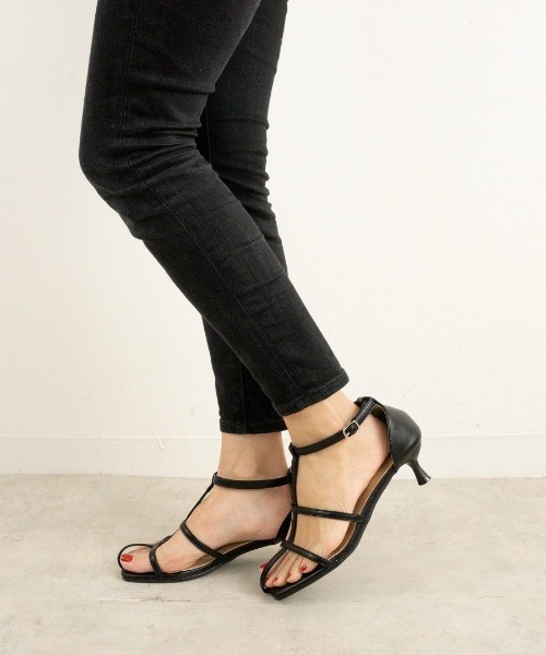 Fabby fabby（ファビィーファビィー）の「ストラップピンヒールサンダル（サンダル・レディース・シルバー/オフホワイト/ブラック/ベージュ・SMALL/MEDIUM/LARGE）」の21枚目の写真