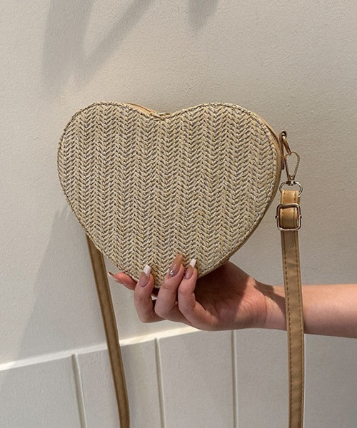 Pochi Pouch(ポチポーチ)の「Pochi Pouch/2way ミニ ハートデザイン わら編み ショルダーバッグ(ショルダーバッグ・レディース・ブラック/ホワイト/ブラウン/ベージュ・FREE)」の18枚目の写真