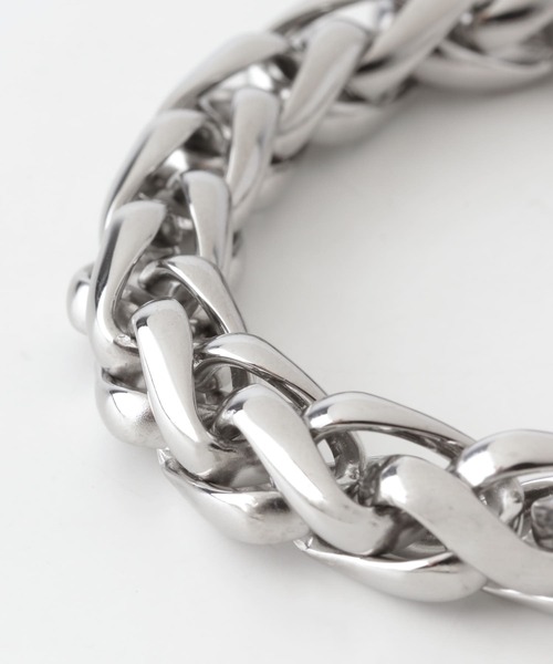 SENSE OF PLACE by URBAN RESEARCH（センスオブプレイスバイアーバンリサーチ）の「ツイストチェーンブレスレット（ブレスレット・メンズ・ゴールド/シルバー・ONE）」の4枚目の写真
