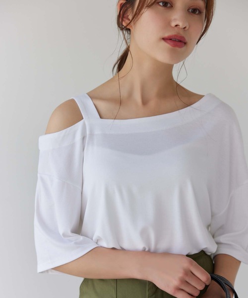 Edit Sheen（エディットシーン）の「とろみ素材ワンショルカットソー（Tシャツ/カットソー・レディース・ブラック/ホワイト・M）」の19枚目の写真