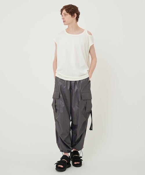 UNITED TOKYO(ユナイテッドトウキョウ)の「WAX VINATGE カーゴパンツ(その他パンツ・メンズ・ブラック/ダークグレー・1/2)」の14枚目の写真