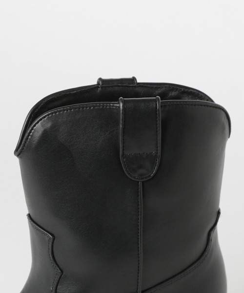 LAKOLE(ラコレ)の「ショートウエスタンブーツ / 969389(ブーツ・レディース・ブラック/ブラウン・MEDIUM/LARGE)」の6枚目の写真