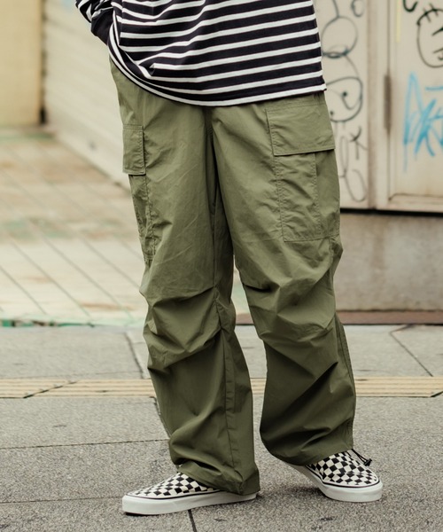 improves(インプローブス)の「【UAU】ナイロン タスラン ワイド カーゴパンツ(カーゴパンツ・メンズ・ブラック/グレイッシュベージュ/カーキ・MEDIUM/LARGE)」の15枚目の写真