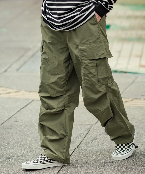 improves(インプローブス)の「【UAU】ナイロン タスラン ワイド カーゴパンツ(カーゴパンツ・メンズ・ブラック/グレイッシュベージュ/カーキ・MEDIUM/LARGE)」の16枚目の写真