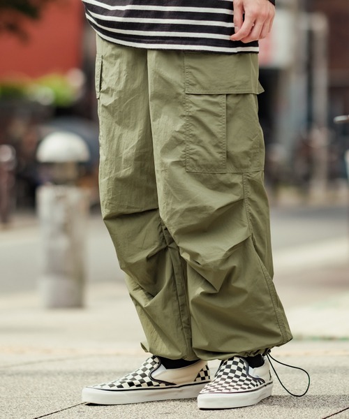 improves(インプローブス)の「【UAU】ナイロン タスラン ワイド カーゴパンツ(カーゴパンツ・メンズ・ブラック/グレイッシュベージュ/カーキ・MEDIUM/LARGE)」の18枚目の写真