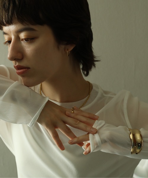 ORLEAN(オルレアン)の「金属アレルギー対応 シンプルフープピアス 17mm 316L(ピアス(両耳用)・レディース・ゴールド/シルバー・フリー)」の12枚目の写真