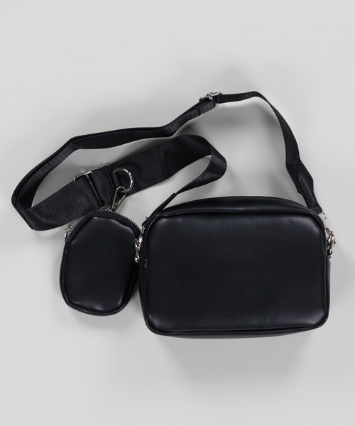 SPINNS（スピンズ）の「ポーチ付き フェイクレザースクエアショルダー