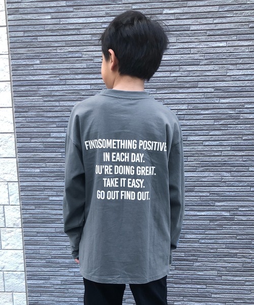 GLAZOS(グラソス)の「【再入荷】【プチプラ】アソートバックプリント長袖Tシャツ(その他トップス・キッズ・オレンジ/インディゴブルー/グレー/ホワイト/イエロー/ブラック・130cm/150cm/160cm/170cm/140cm)」の5枚目の写真