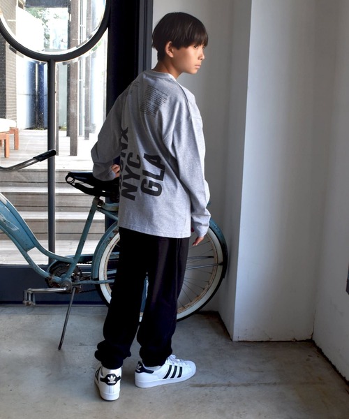 GLAZOS(グラソス)の「【再入荷】【プチプラ】アソートバックプリント長袖Tシャツ(その他トップス・キッズ・オレンジ/インディゴブルー/グレー/ホワイト/イエロー/ブラック・130cm/150cm/160cm/170cm/140cm)」の11枚目の写真