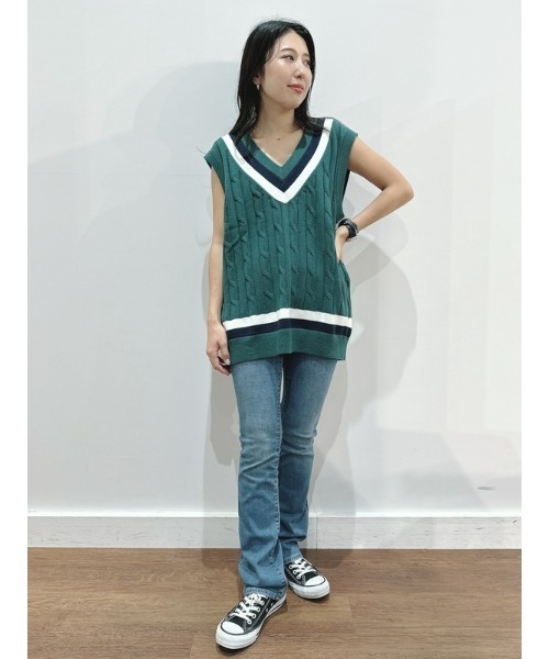 GAP(ギャップ)の「ケーブルニット セーターベスト(ユニセックス)(ベスト・メンズ・ネイビー/グリーン/アイボリー・XL/S/XS/M/L)」の17枚目の写真