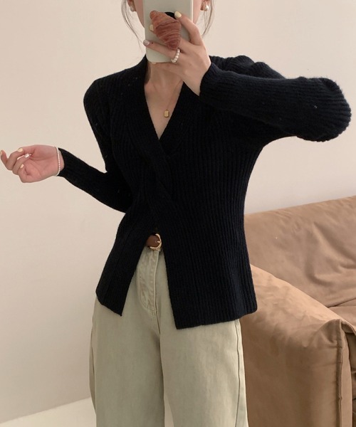 aimoha（アイモハ）の「ツイストデザインカットソー（ニット/セーター・レディース・ライトグリーン/オフホワイト/イエロー/グレー/ライトパープル/ブラック・FREE）」の10枚目の写真