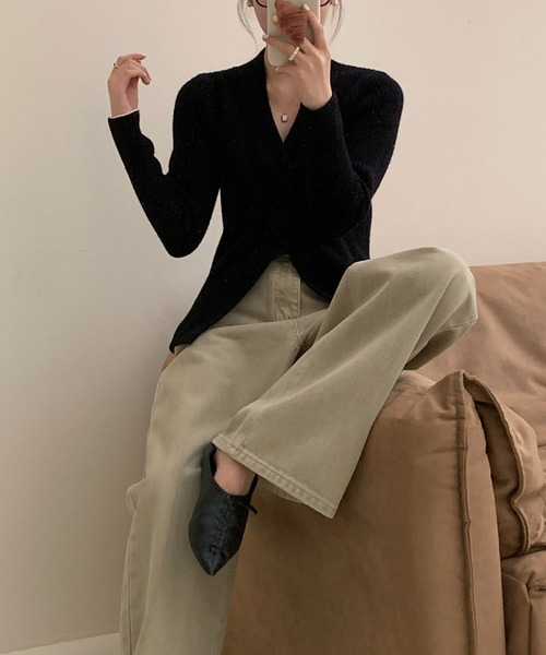 aimoha（アイモハ）の「ツイストデザインカットソー（ニット/セーター・レディース・ライトグリーン/オフホワイト/イエロー/グレー/ライトパープル/ブラック・FREE）」の12枚目の写真