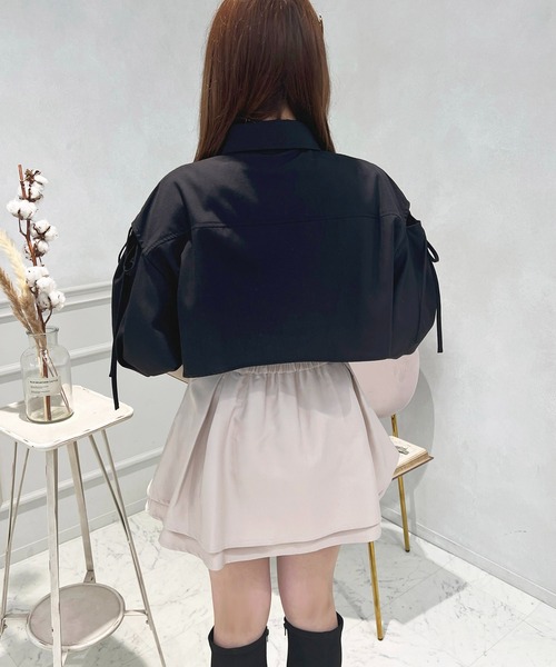 apres jour(アプレジュール)の「ビジューデザインシャツ【ZOZOTOWN限定アイテム】(シャツ/ブラウス・レディース・ブラック/オフホワイト/ライトグレー・X-LARGE/フリー)」の15枚目の写真