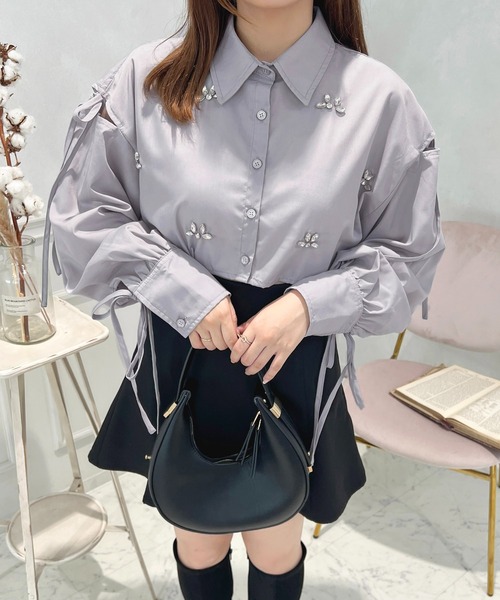 apres jour(アプレジュール)の「ビジューデザインシャツ【ZOZOTOWN限定アイテム】(シャツ/ブラウス・レディース・ブラック/オフホワイト/ライトグレー・X-LARGE/フリー)」の21枚目の写真