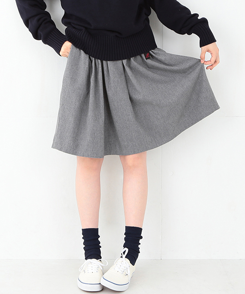 Gramicci（グラミチ）の「GRAMICCI / ネル フレアスカート（スカート・レディース・グレー/ベージュ/ストライプ・ONE SIZE）」の2枚目の写真