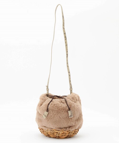&Bridge(アンドブリッジ)の「Cachellier バケツ型カゴ×フェイクファーショルダーバッグ(ショルダーバッグ・レディース・グレー・99)」の2枚目の写真