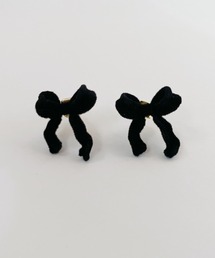 ベロアリボンピアス
