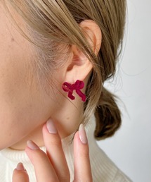 ベロアリボンピアス