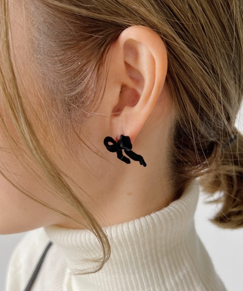 ALICE BLACK コルセットリボンピアス ALICE BLACK コルセットリボンピアス ZINA (A-192) | ALICE