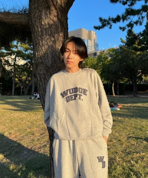 WudgeBoy(ワッジボーイ)の「college logo sweat(スウェット・レディース・ネイビー/杢グレー・MEDIUM/LARGE)」の4枚目の写真