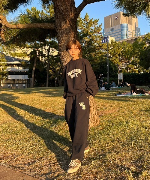 WudgeBoy(ワッジボーイ)の「college logo sweat(スウェット・レディース・ネイビー/杢グレー・MEDIUM/LARGE)」の3枚目の写真