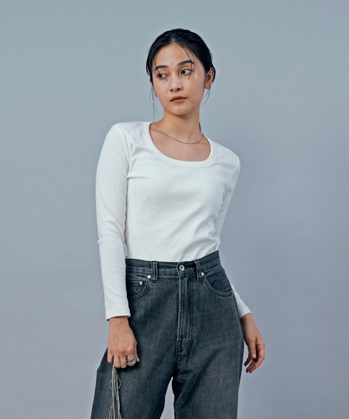 LIENCOEUR(リアンクール)の「テレコUネックロンT(Tシャツ/カットソー・レディース・ブラック/ホワイト/グレー/ベージュ/ブラウン/ライトイエロー・FREE)」の20枚目の写真