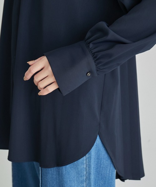 ROPE' PICNIC（ロペピクニック）の「バックプリーツシャツブラウス（シャツ/ブラウス・レディース・ベージュ系その他/オフホワイト/ネイビー・38）」の18枚目の写真