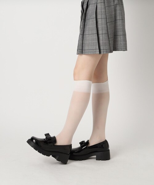 cs T&P（シーエスティーアンドピー）の「【抗菌・消臭】リボン付きローファーパンプス（パンプス・レディース・アイボリー/ブラック系8/ブラック系5・LL/S/M/L）」の16枚目の写真